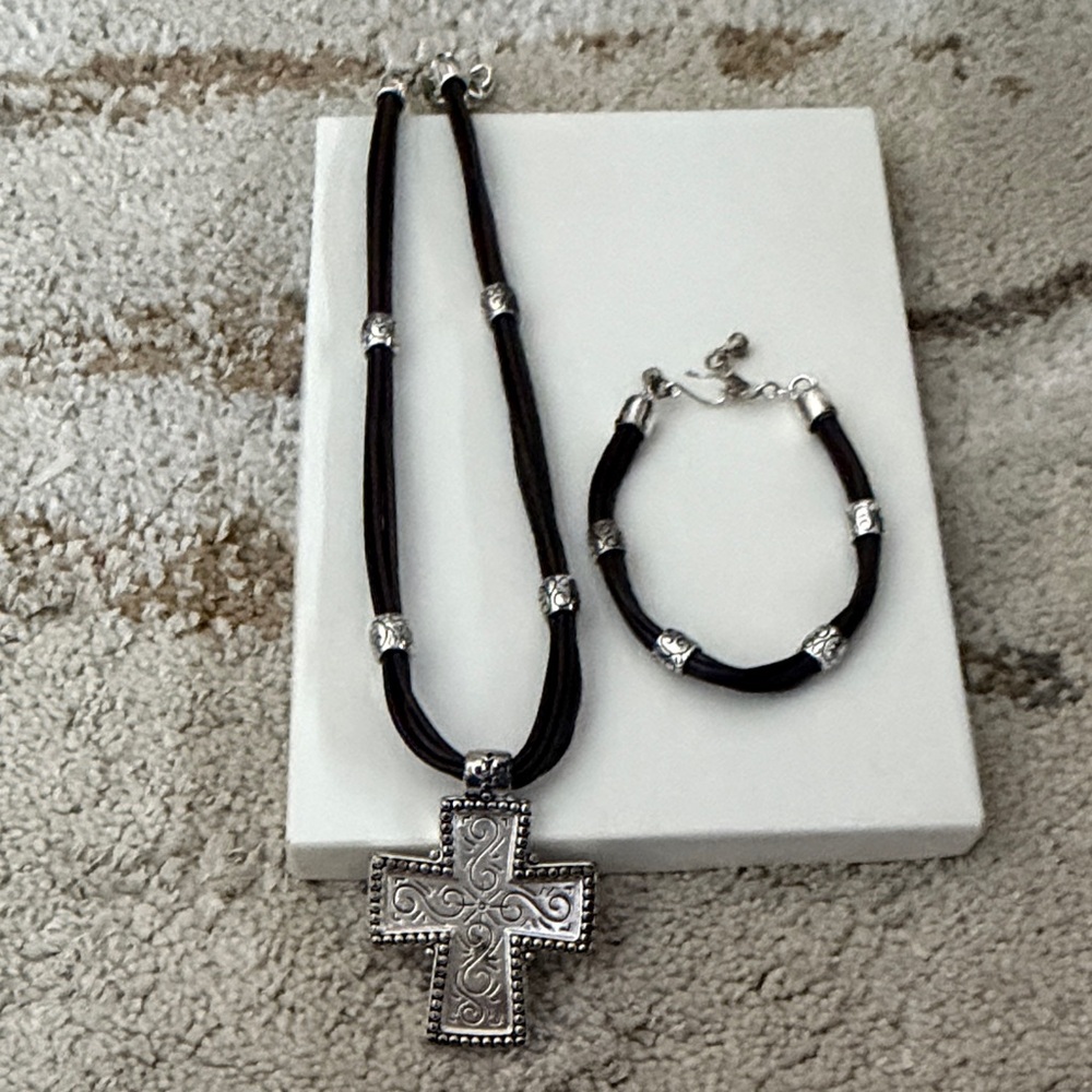 Silver Cross Pendant Necklace & Bracelet Set